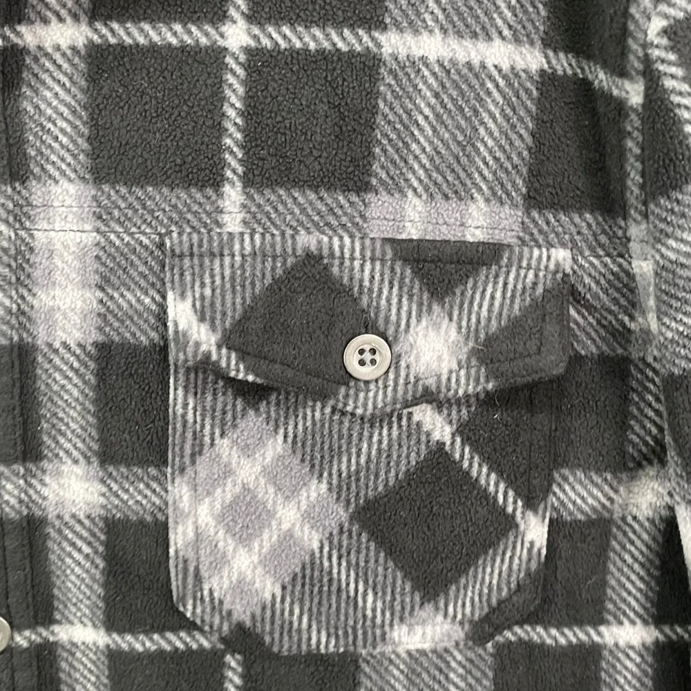Freedom Foundry Fleece Shirt Men's L Black Plaid Button Up Shacket Heavy‎ Jacket